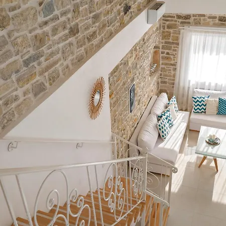 Aphrodites Luxury Pearls 1 Villa *